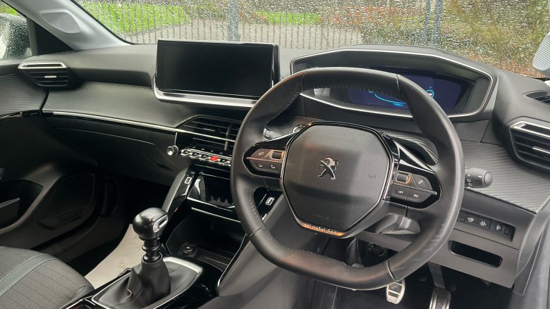 Peugeot 208 1.2 PureTech 100 Allure Premium + 5dr Petrol Hatchback